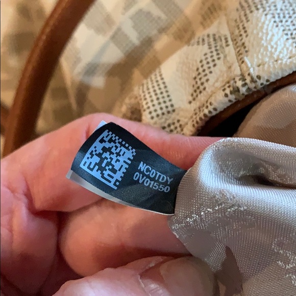 Authentic Michael Kors Purse - Picture 4 of 11